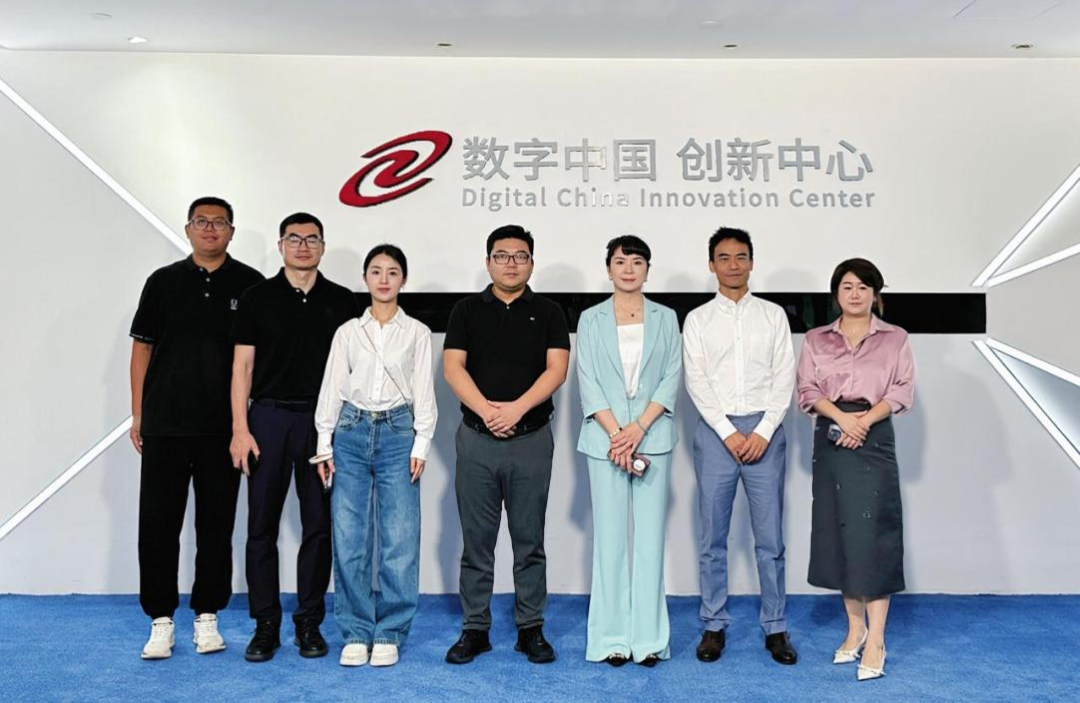 长安汽车杨军华一行到访神州数码和微拍堂官网，共谋汽车业务创新之道